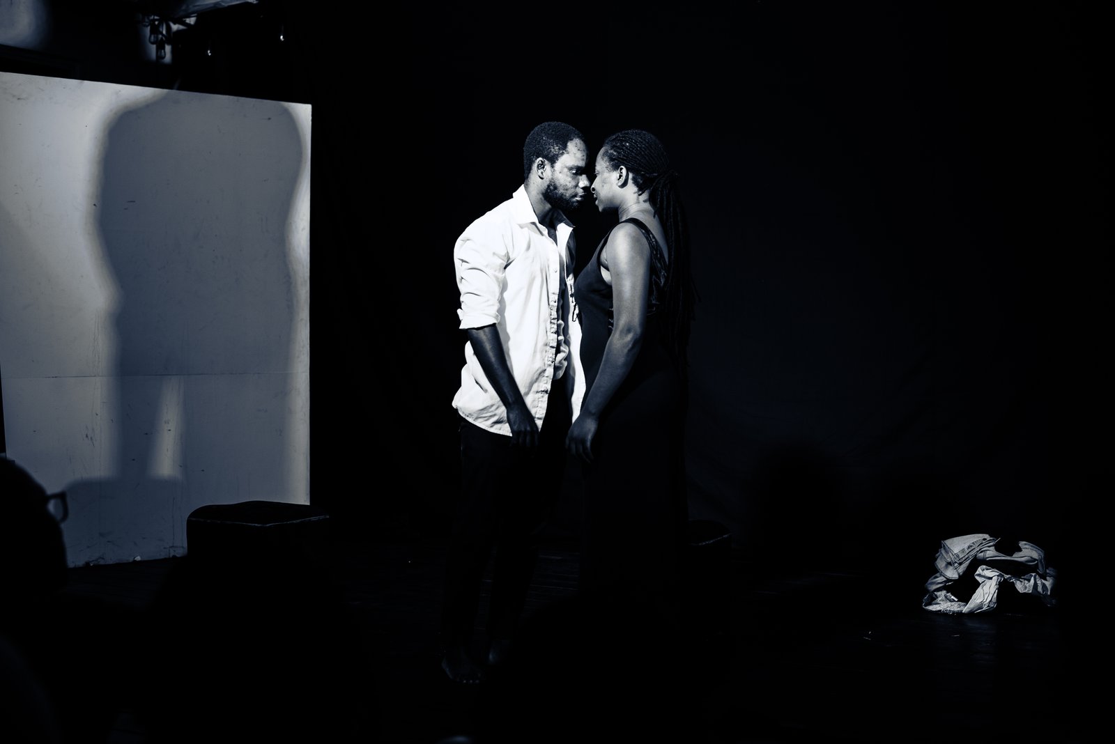 ‎“Sobre toda escuridão” com nova temporada no Instituto Guimarães Rosa